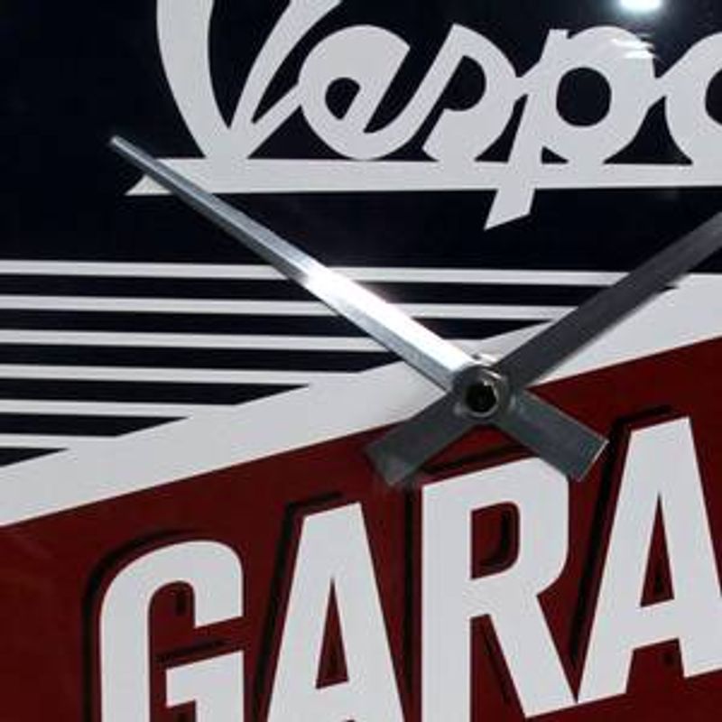 Vespa klokke