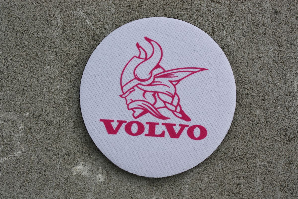 VOLVO VIKING ROSA ØL Brikke